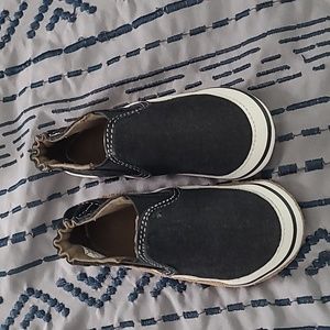 Robert Crib shoes 6-12 mos
